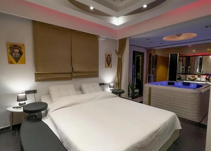 别墅 Pervolia House Private Near Airport