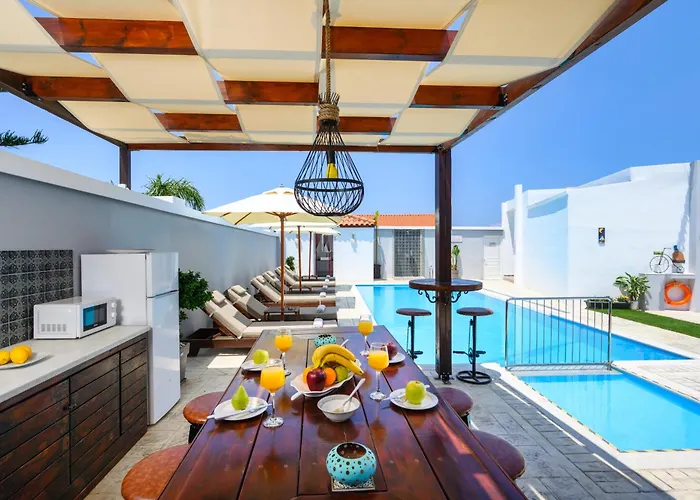 Pervolia House Private Near Airport