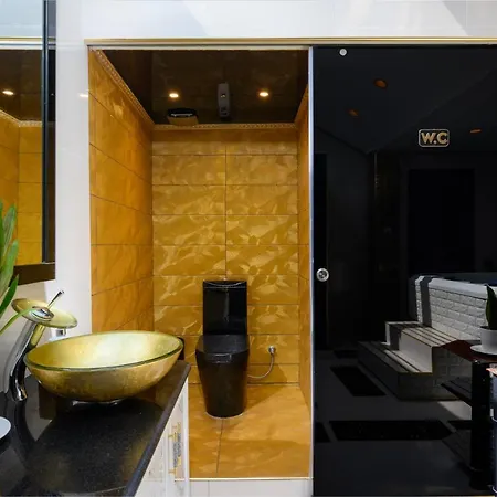 Pervolia House Private Near Airport ヴィラ *