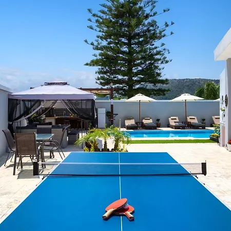 Pervolia House Private Pool Near Airport *