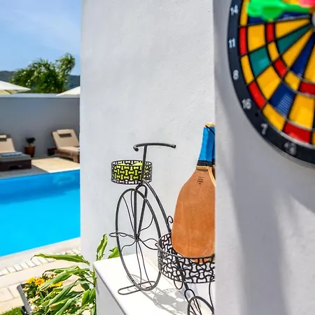 Villa Pervolia House Private Pool Near Airport Kremastí