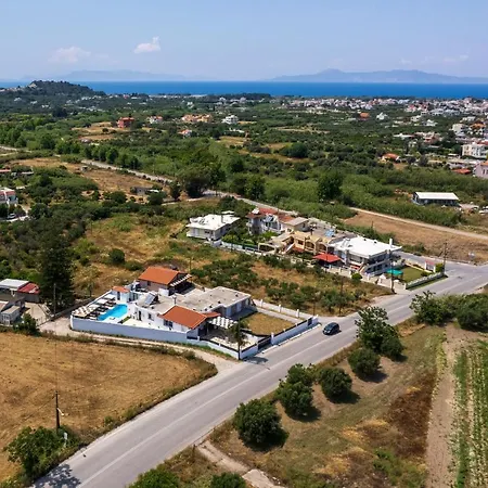 Villa Pervolia House Private Pool Near Airport *