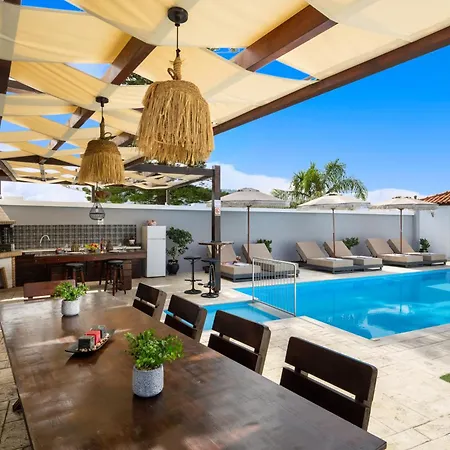Pervolia House Private Pool Near Airport Kremastí