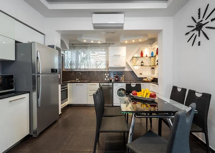 Pervolia House Private Near Airport * Kremastí