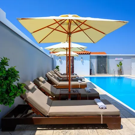 Pervolia House Private Pool Near Airport Villa