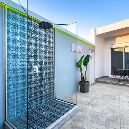 Pervolia House Private Pool Near Airport Vila *