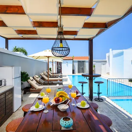 Pervolia House Private Pool Near Airport